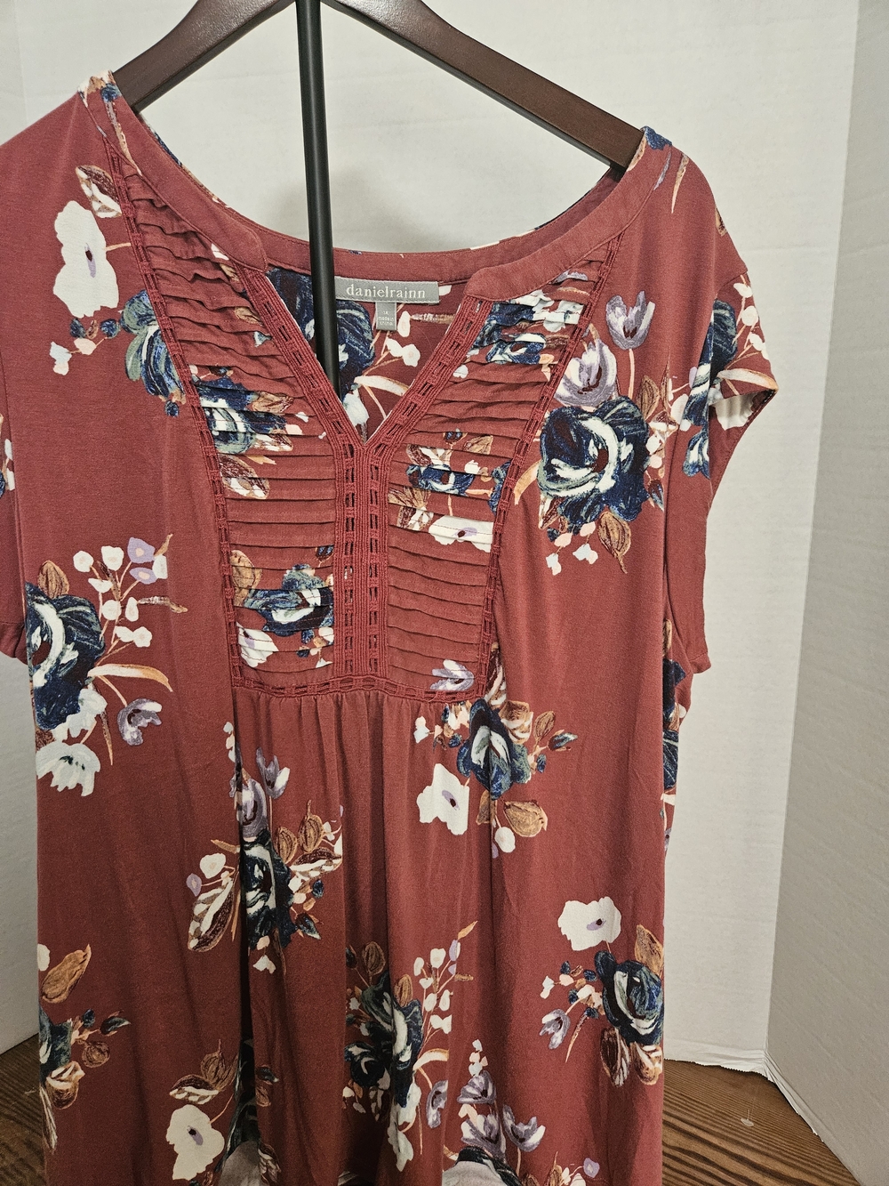 Daniel Rainn Rust Floral Pintuck Yoke Blouse